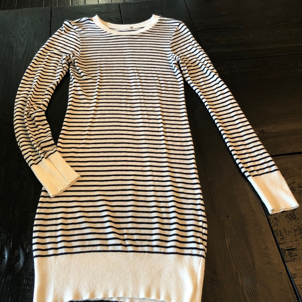 Sweater dress - extra small